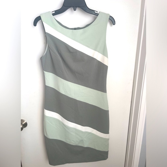 Women’s Dress Light Green Multicolored Size 6 - Picture 1 of 3